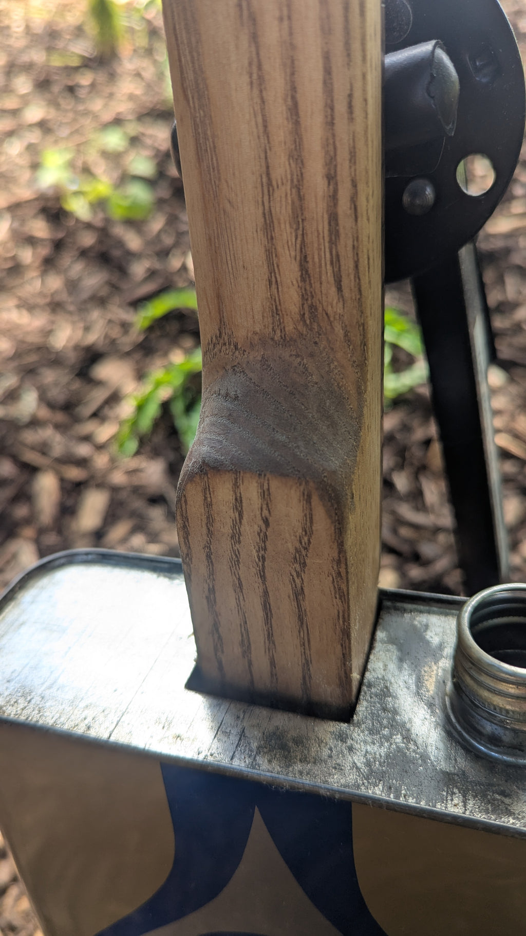 Esso Oil Can CBG