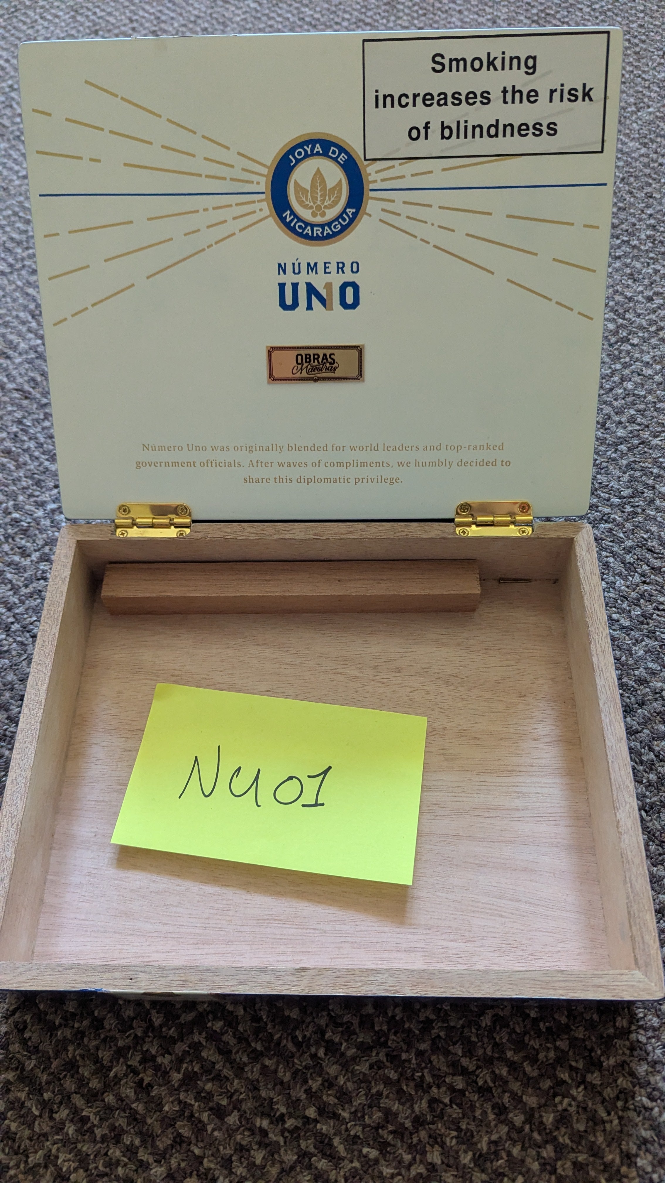 Numero Uno cigar box