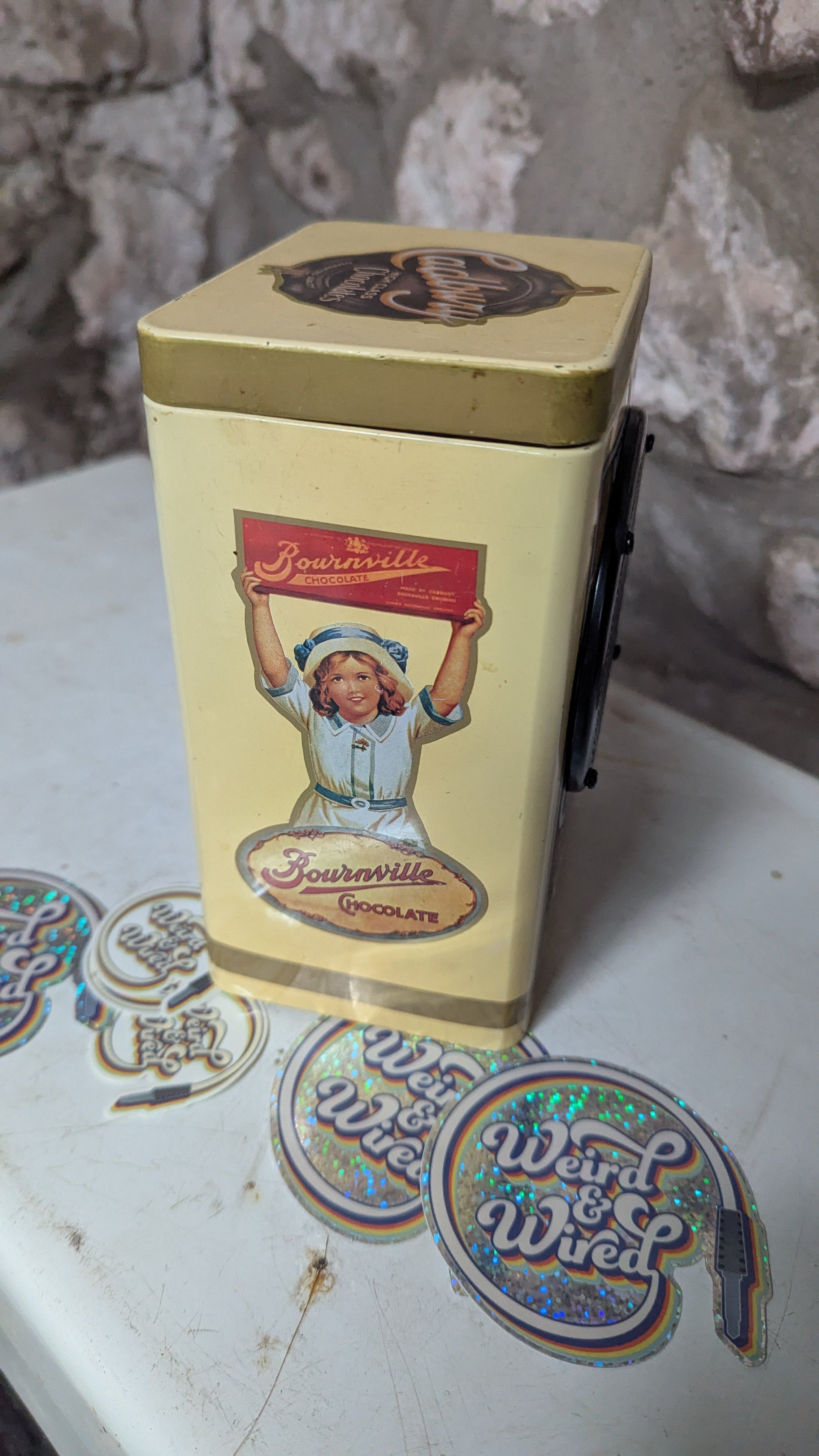 VIntage Cadbury Țin practice amp