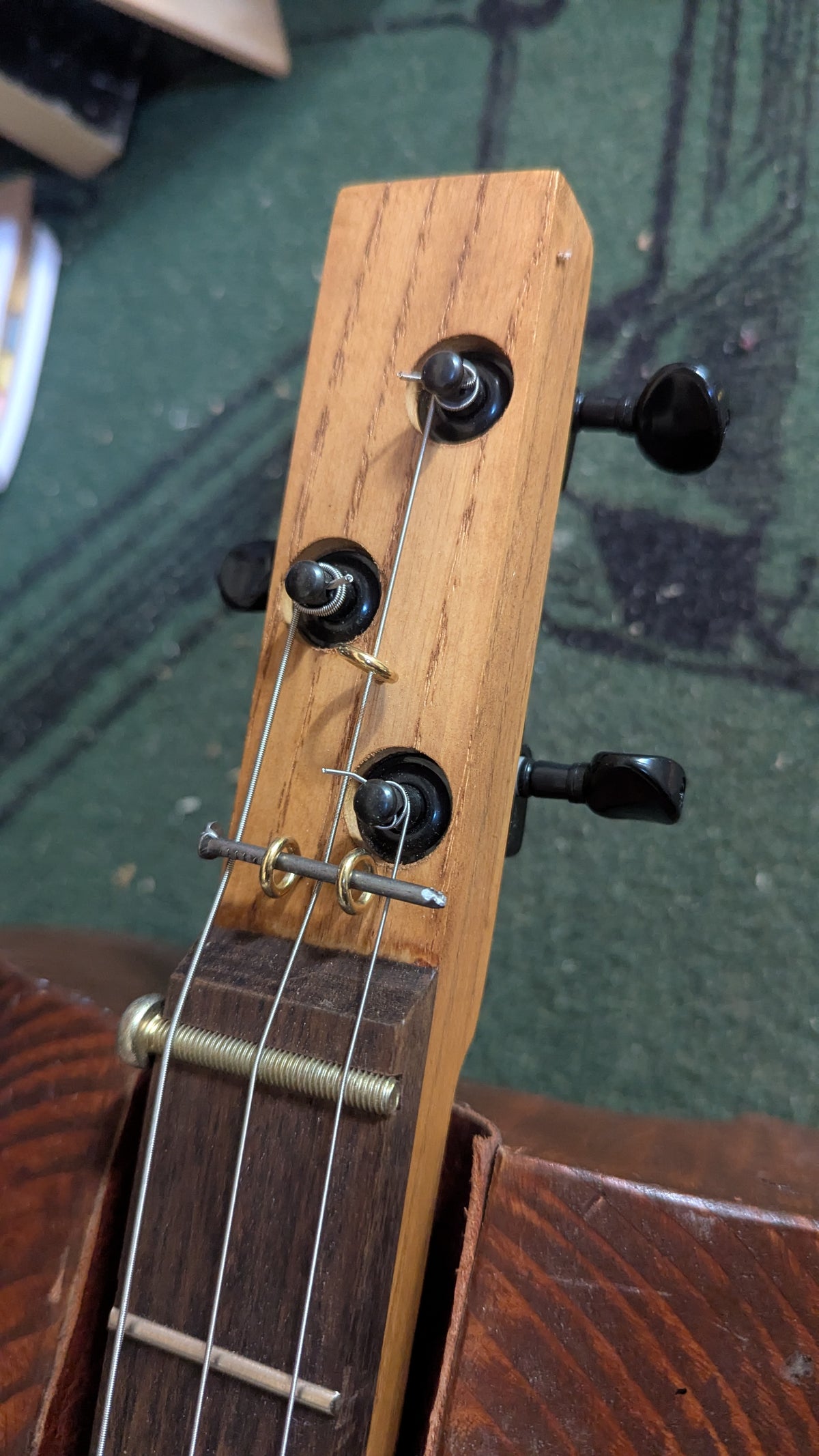 Red Box guitar with DIY Shotgun Shell pickup